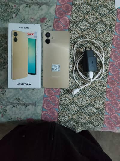 I want to sell my phone urgently My WhatsApp number 03315155676