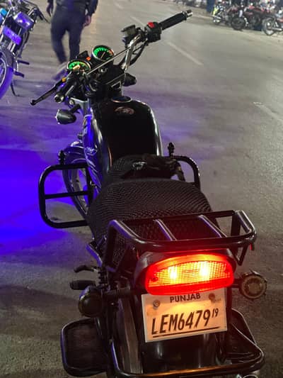 Suzuki GS 150 SE 2019