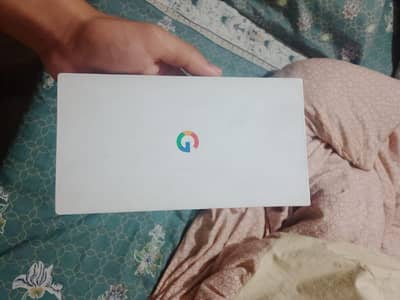 pixel 4 xl in lush and mentained cintion 10/10 without any issue