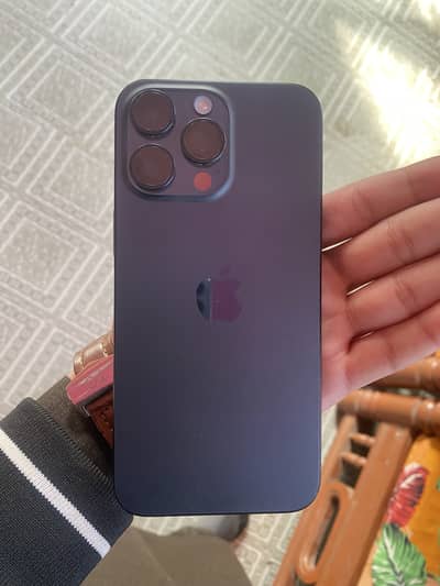 Apple iPhone 15 Pro Max jv 10/10 condition.