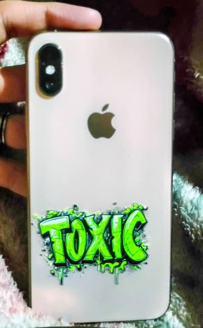 iphone xs Non PTA Factory unlock 10/10  urgent sale