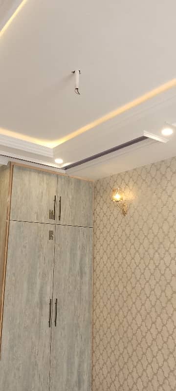 4 Marla upper portion 2 floor for rent in Al hamed colony opp Neelam block Iqbal town Lahore