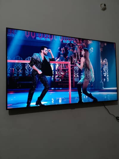 SAMSUNG Original 55" Smart Led Almost New Outclass Picture n Sound