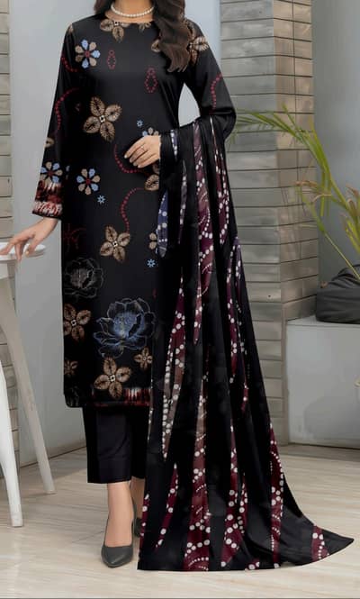 Unstiched 3pc Lawn Orginial  Allow to  open