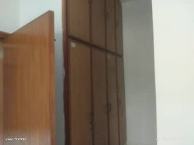 10 Marla Separate House For Rent