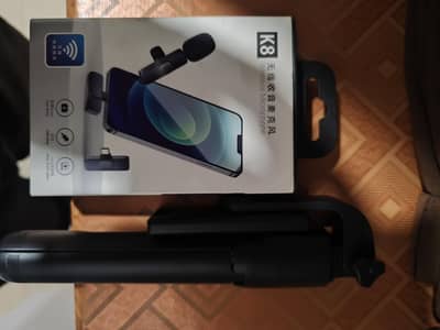 K8 wireless micro phone + tripod