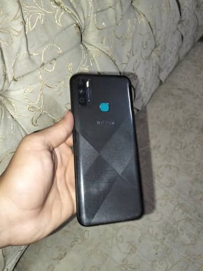 infinix hot 9 play 4+64 GB