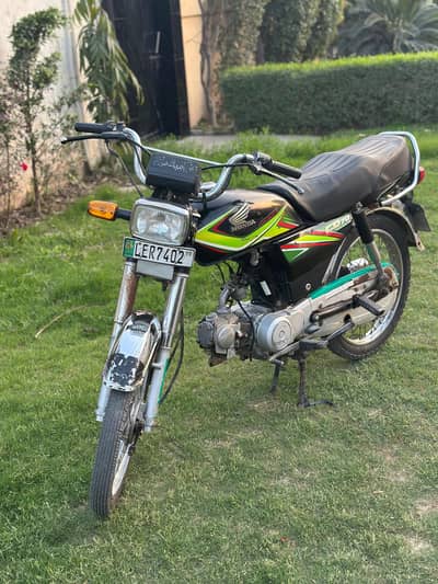2019 Model honda Cd70 black clor