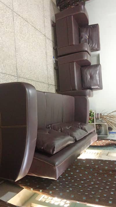 5 seater Leather sofa set