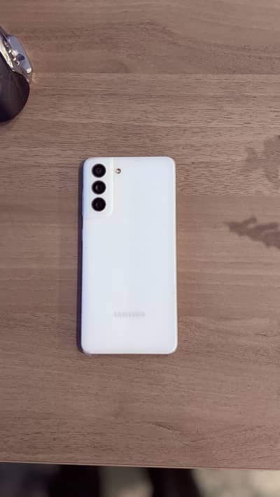 Samsung Mobile S21 FE