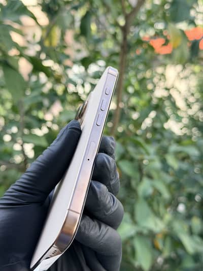 Iphone 16 pro 256gb desert titanium