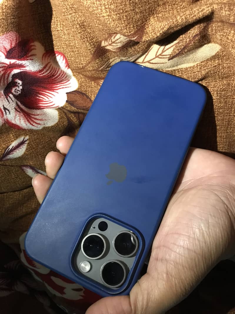 Iphone 15 pro max 5