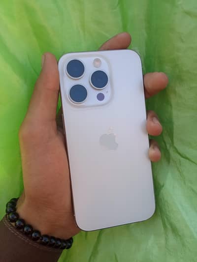 iphone 15 pro jv 128                      12 13 14 16 max