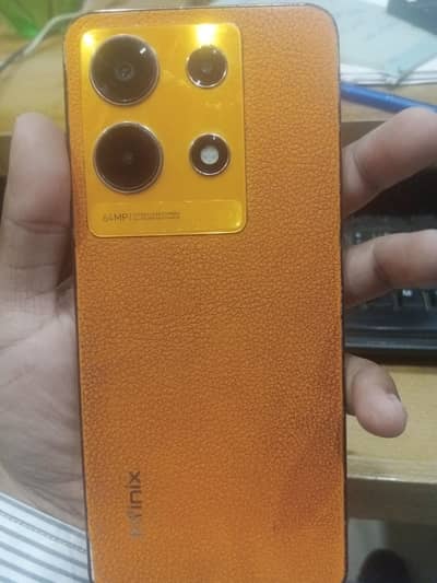 Infinix Note 30 (8 256)