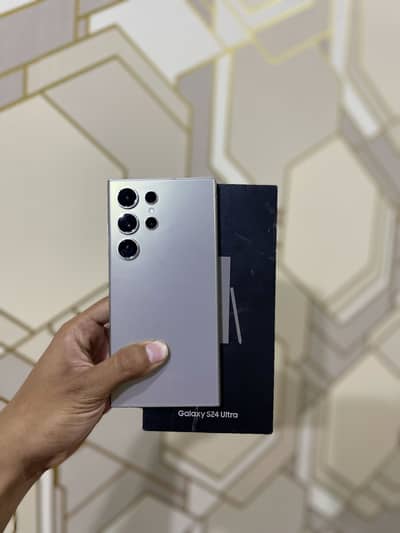 Samsung s24 ultra with box (03280443175)