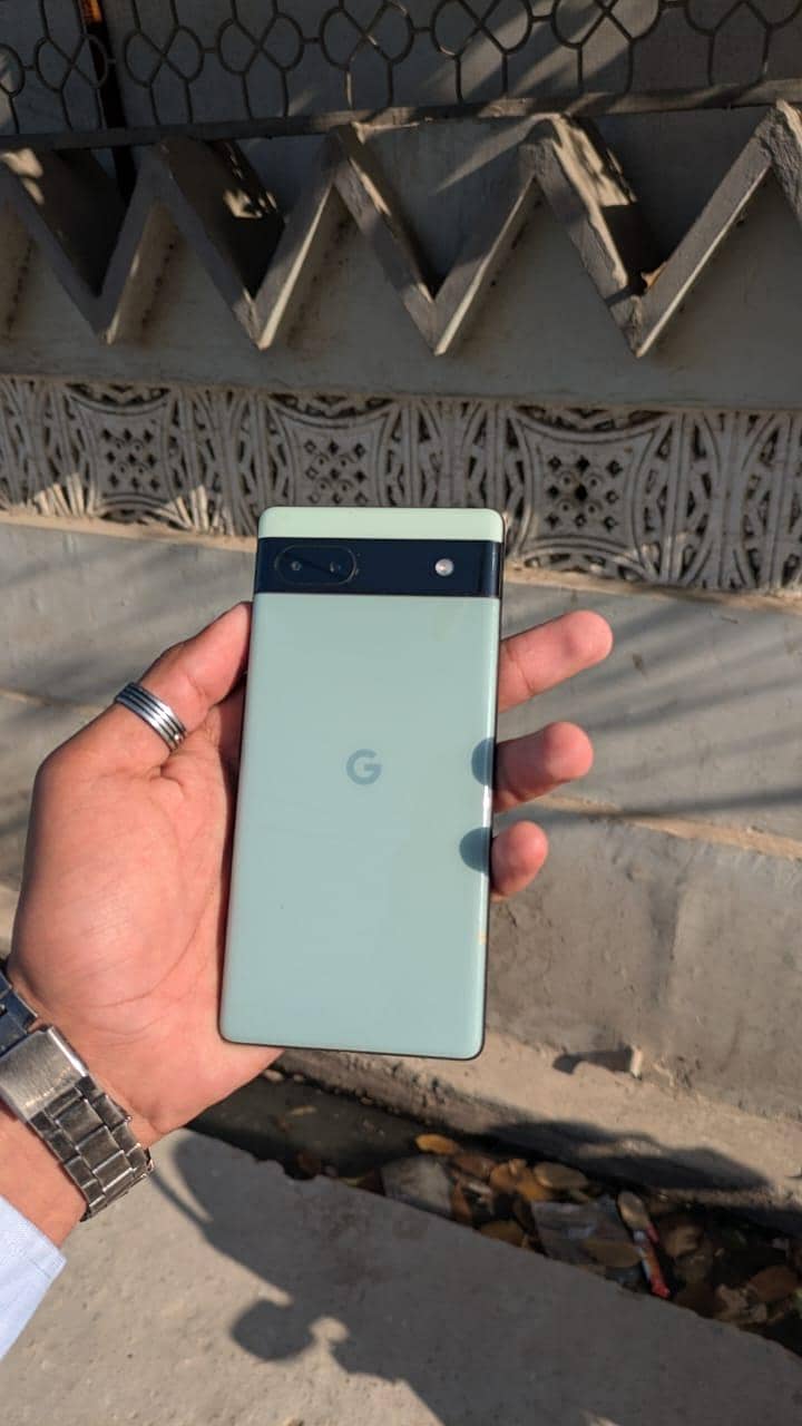 GOOGLE PIXEL 6A 3