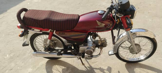 2015 model CD totally genuine bike Hy