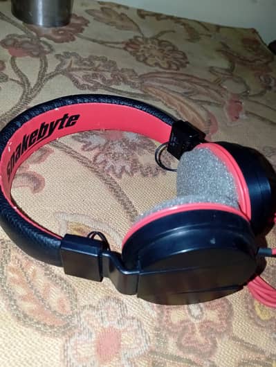 Snakebyte earphones for sale in good and original condition