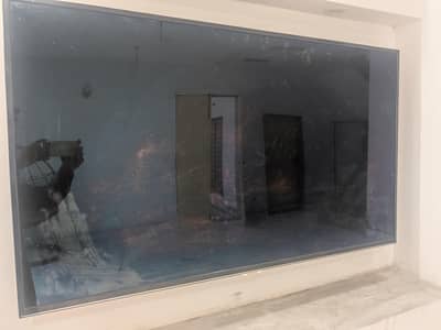 Samsung smart android 55" LED TV