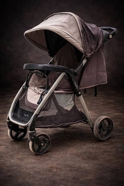 Evenflo Baby Stroller – Good Condition – Lightweight & Comfortable