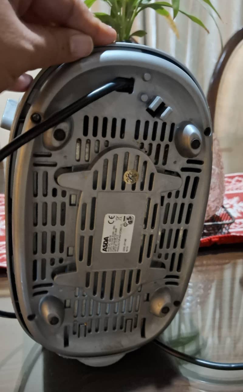 IMPORTED TOASTERS 14