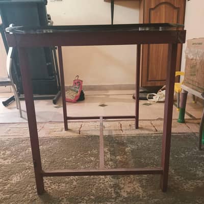 4 chair table for Sale