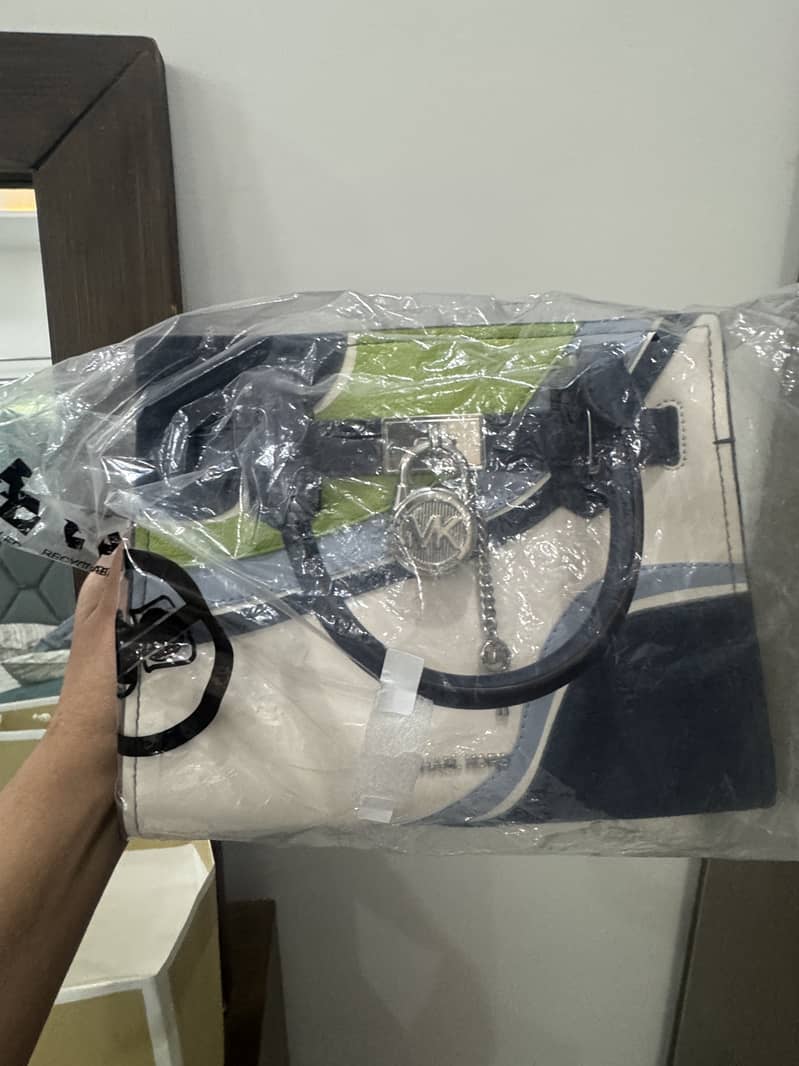 Michael Kors 4