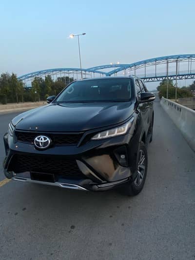 Rent A Bus, Hiace Grand Cabin, hiroof and Coaster for rent honda BRV