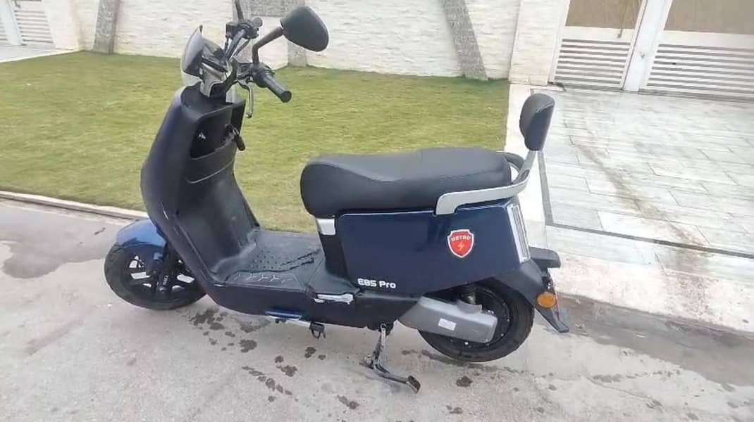 Metro yadea e8s pro 0