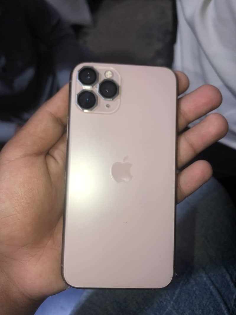 iPhone 11 Pro 1