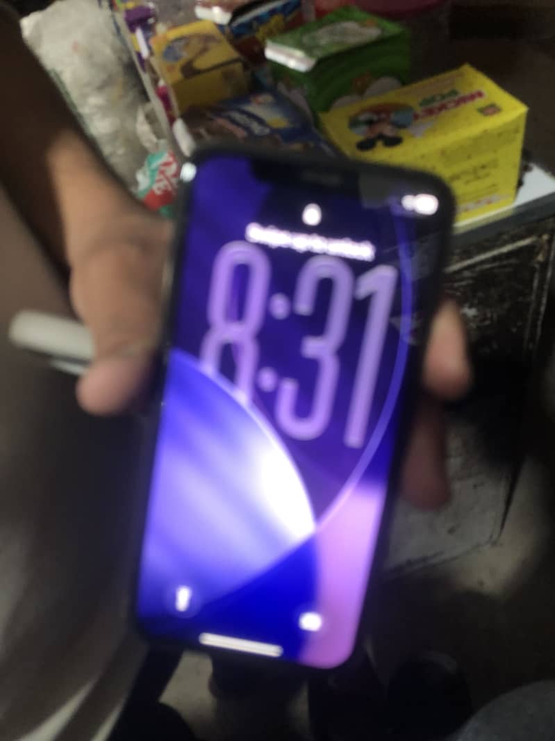 iPhone 11 Pro 4