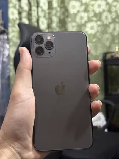 Iphone 11pro max 256gb read ad