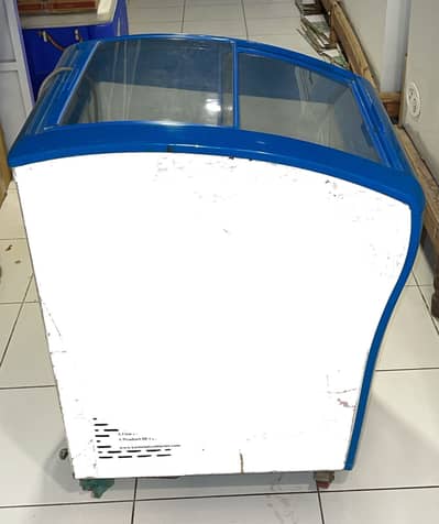 Commercial small frezzer