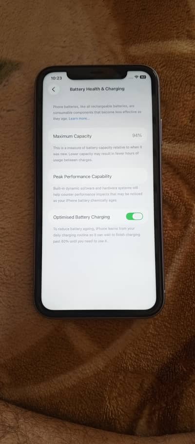 iphone 11 jv simtime available urgent sale Karna hai