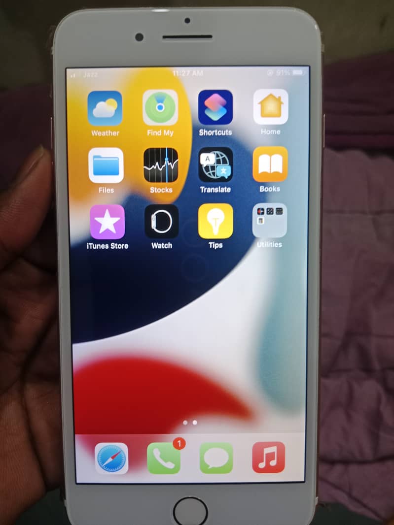 Apple iPhone 7 Plus 1