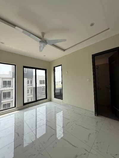 House For Sale 50x90 Kanal   Double Storey Double Unit