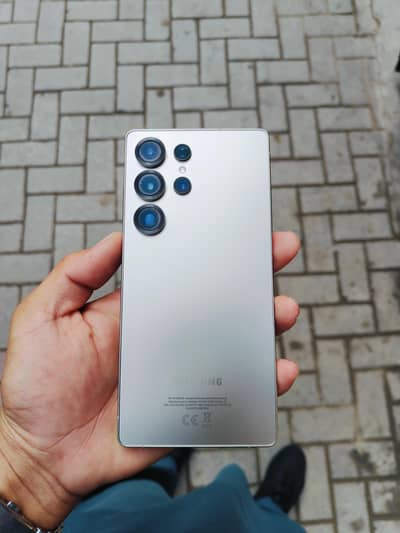 SAMSUNG GALAXY S25 ULTRA