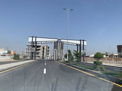 4 MARLA SEMI CORNER COMMERCIAL POSSESSION PLOT IS FOR SALE