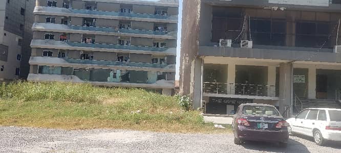 B-17 Block B GT Road Facing Commercial Plot Available For Sale