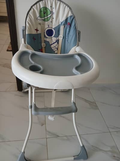 baby high chair for sell in good condition