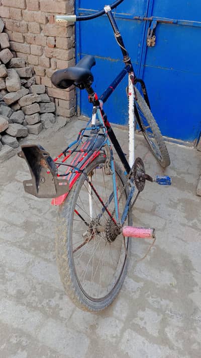 wheeler cycle for sale good condition 03061423503