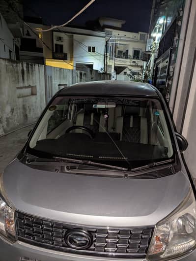total jenvn move car 2016 model 19 ki import 20 ka no 60000 km drivn h