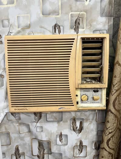 0.75 ton ac in genuine condition