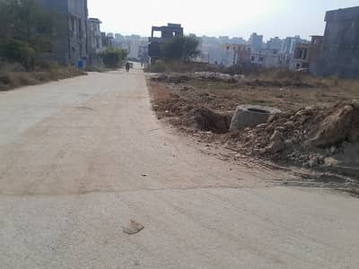 Lop Clear Plot On Main Alamdar Road (60 Feet)