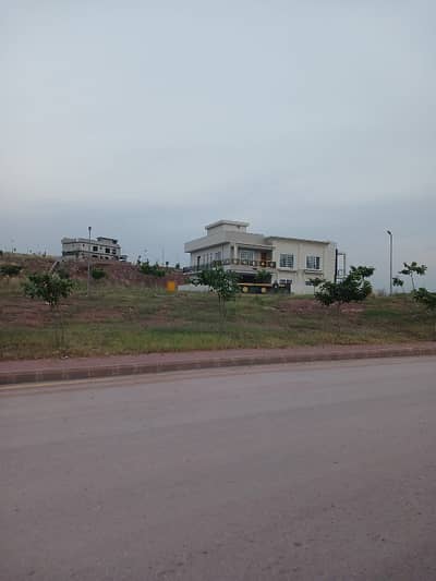 F Kanal Plot for Sale in Bahria Enclave Islamabad Possession & Utilities Paid | Street 9