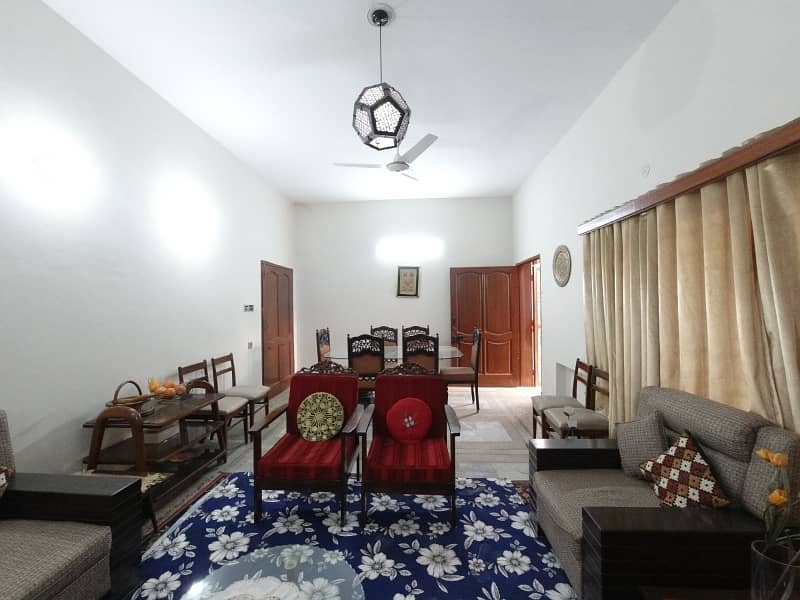 Upper Portion Available For Rent 6