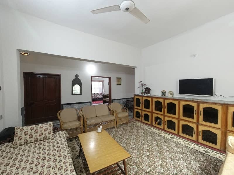 Upper Portion Available For Rent 9