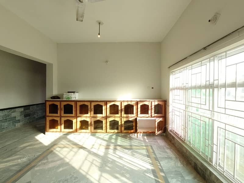 Upper Portion Available For Rent 33