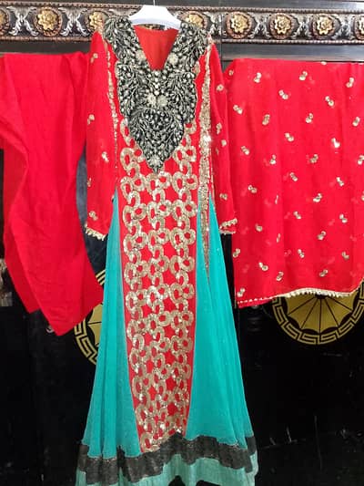 maxi frok for party wear small to medium