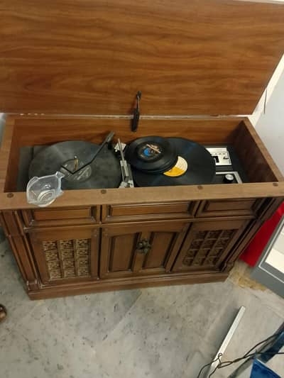 Usa Radiogram gramophone piano radio vynil record player antique rare
